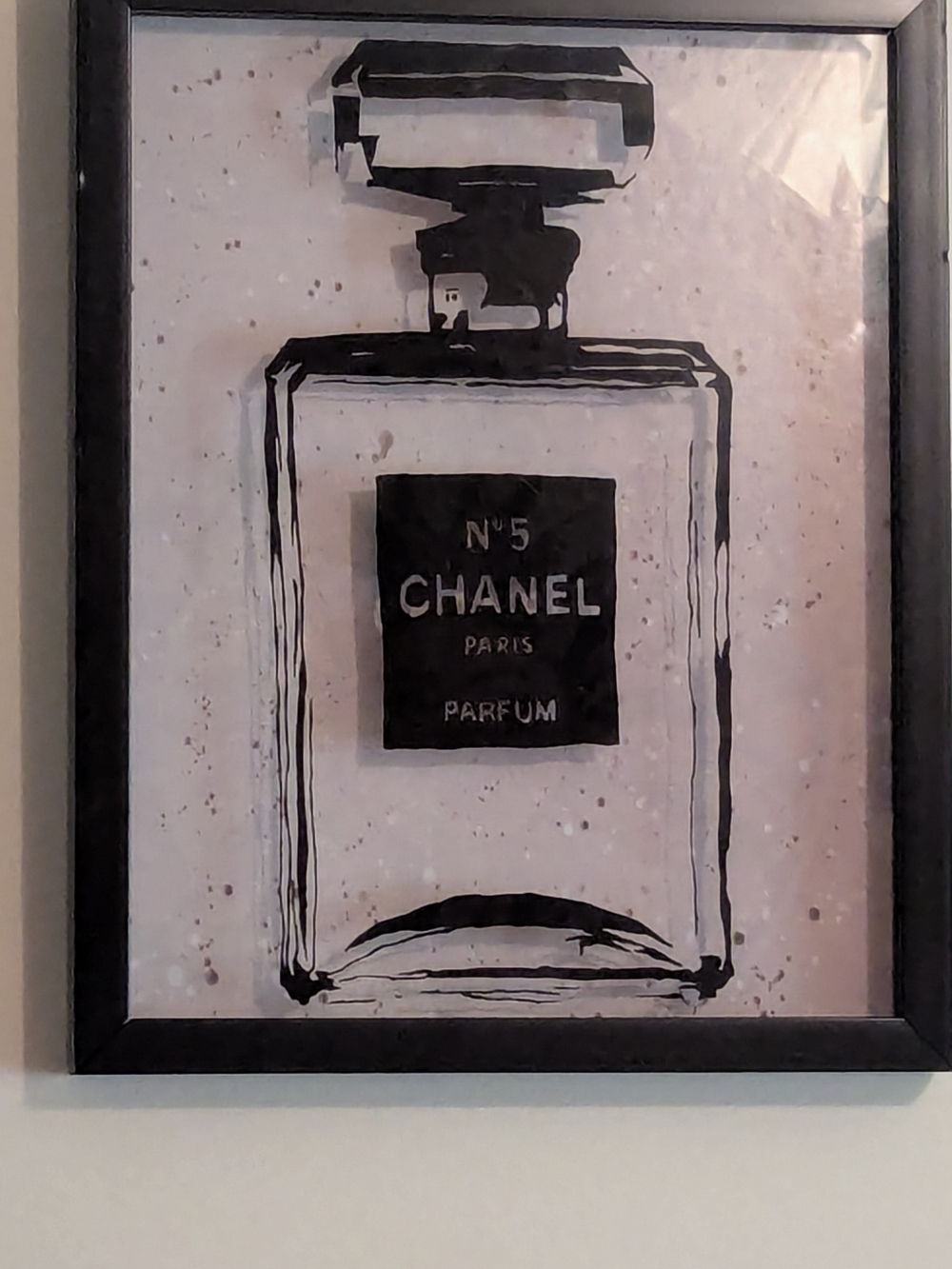 CHANEL Black & White No.5 Bottle Illustration